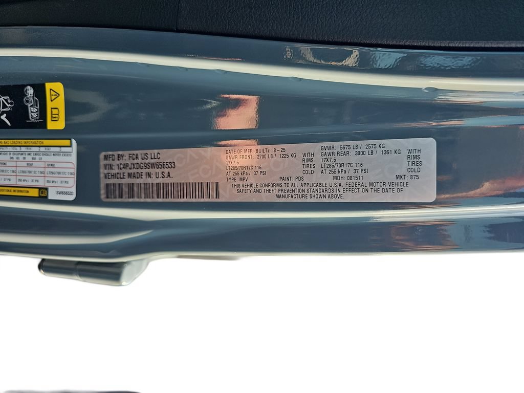 Used 2025 Jeep Wrangler Unlimited Sport AWD/4WD image 31