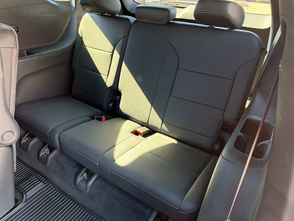 Used 2024 Chevrolet Traverse LT w/ Trailering Package AWD/4WD image 44