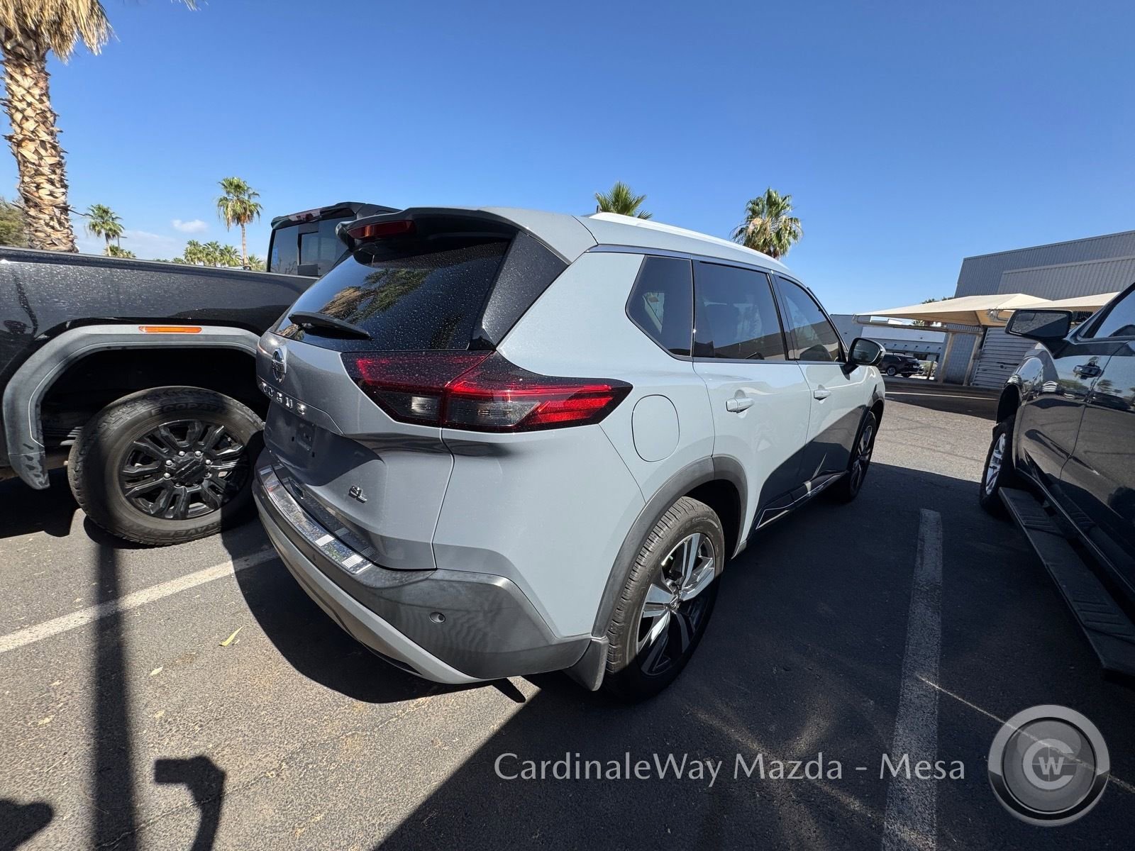 Used 2021 Nissan Rogue SL FWD image 4