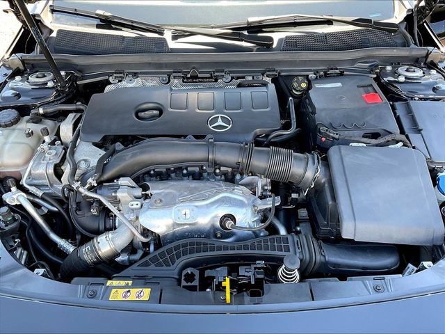 Certified 2023 Mercedes-Benz CLA 250 4MATIC image 32
