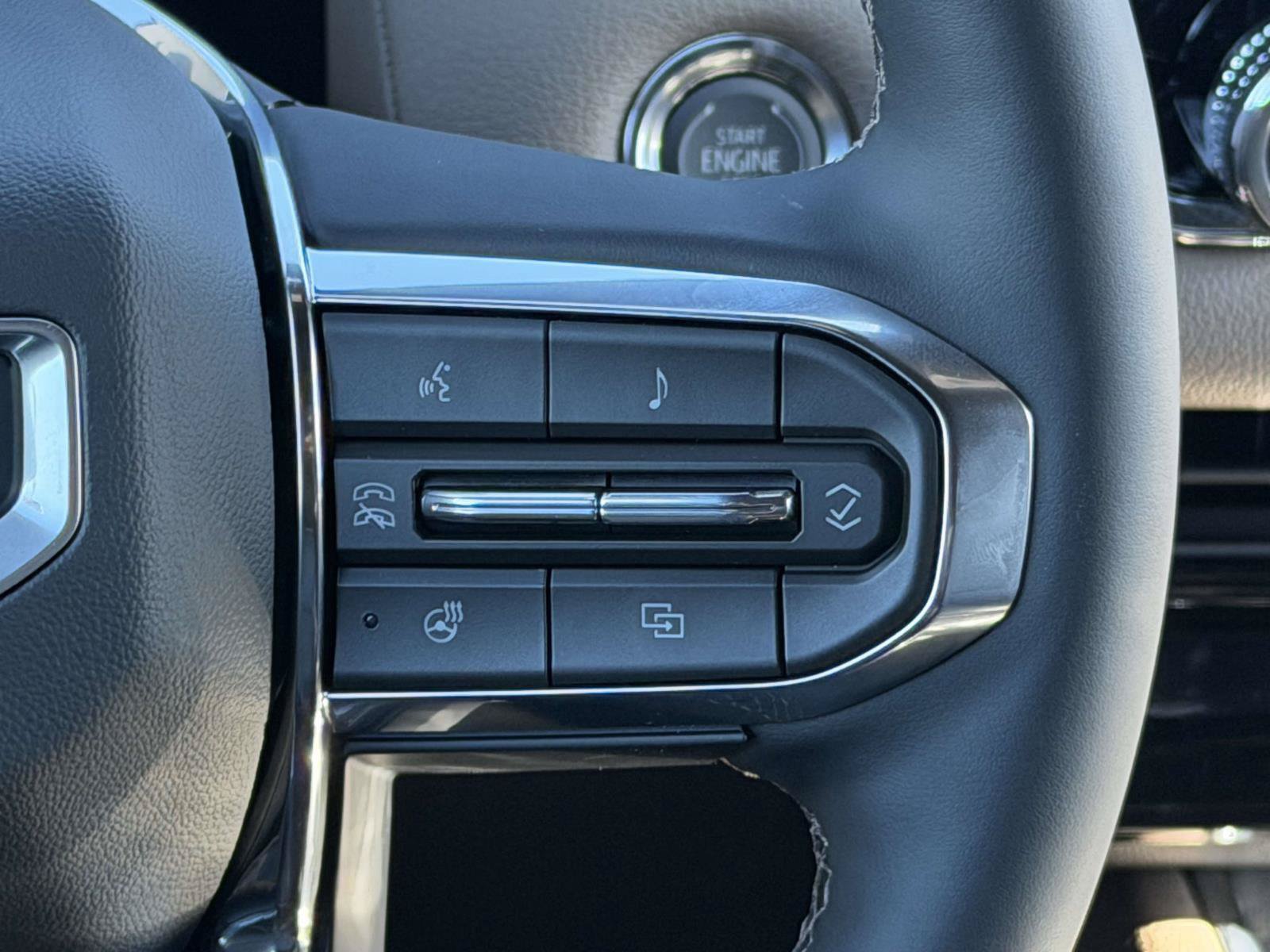New 2026 GMC Canyon Denali AWD/4WD image 16
