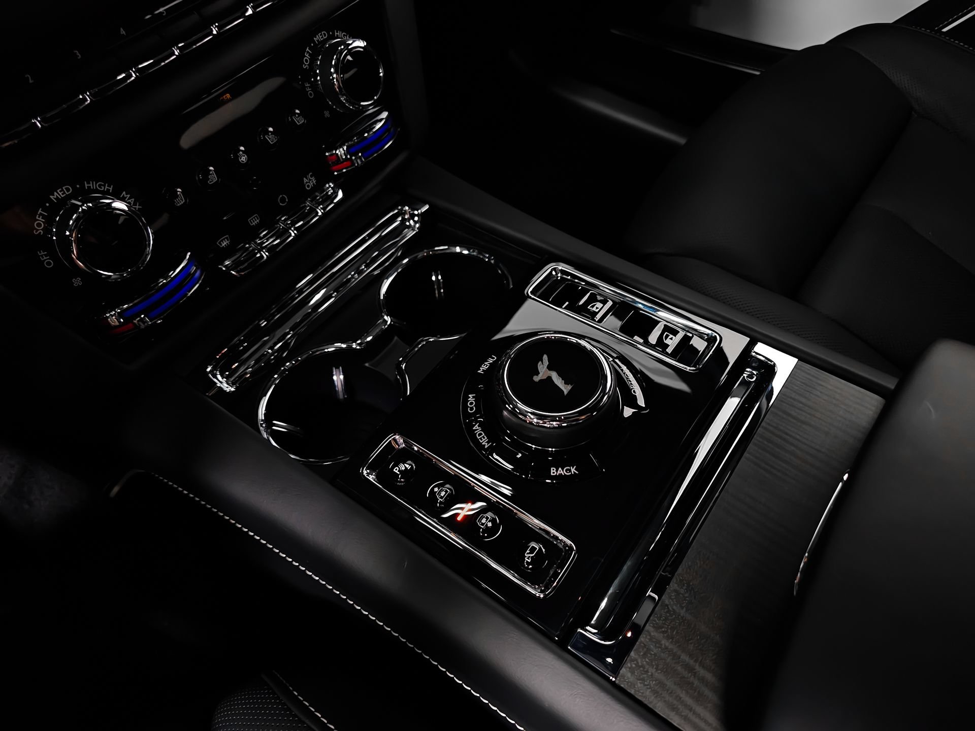 Used 2023 Rolls-Royce Ghost w/ Ghost Package AWD/4WD image 39