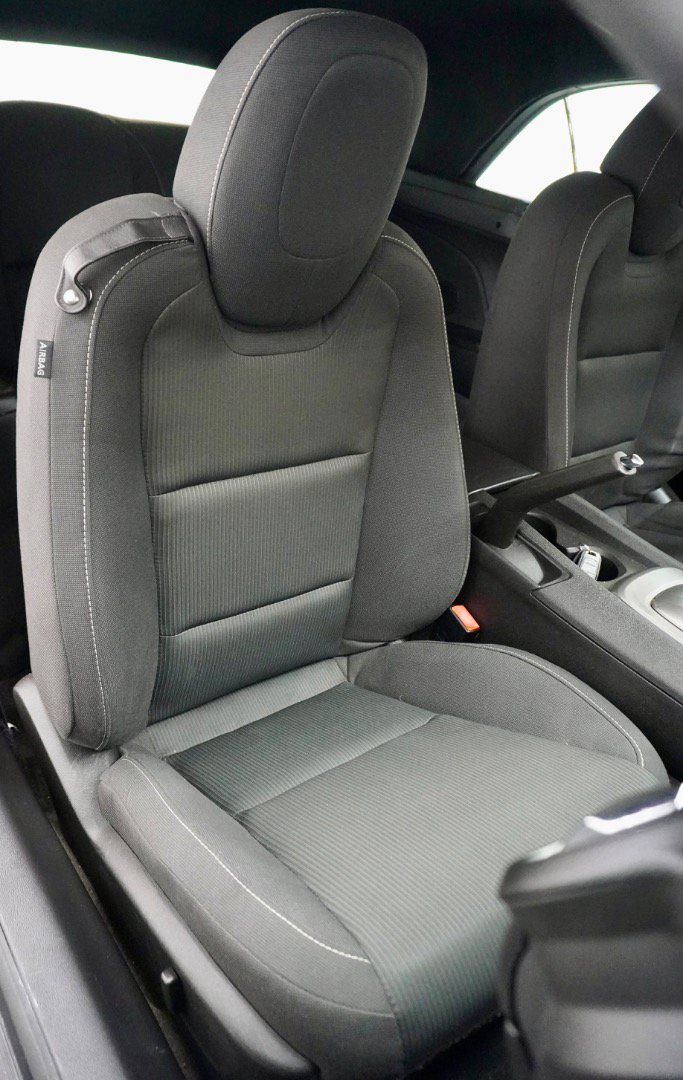 Used 2011 Chevrolet Camaro LT RWD image 9