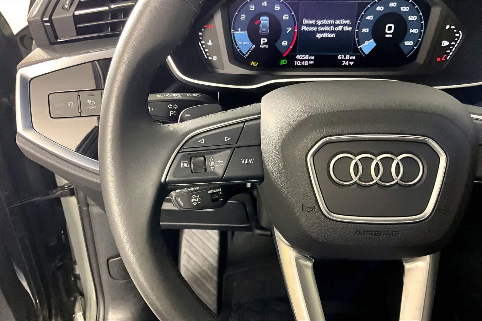 Used 2025 Audi Q3 2.0T Premium image 23