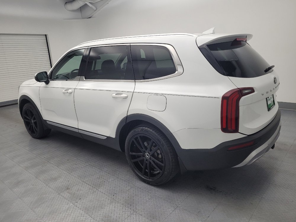 Used 2020 Kia Telluride EX w/ EX Premium Package FWD image 3