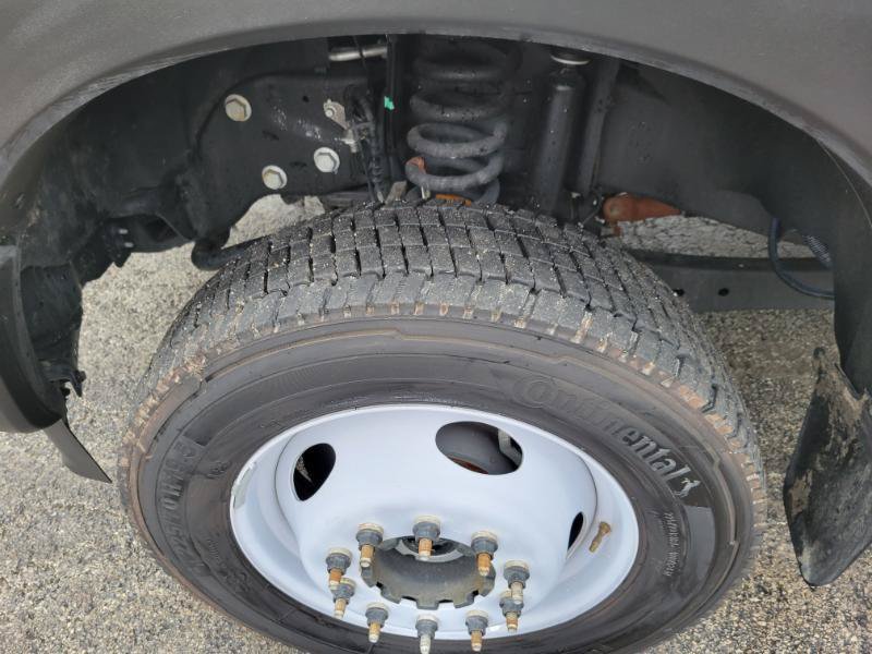 Used 2022 Ford F550 4x4 Regular Cab Super Duty image 7