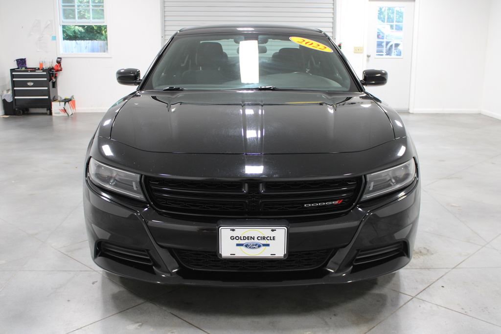 Used 2022 Dodge Charger SXT RWD image 2