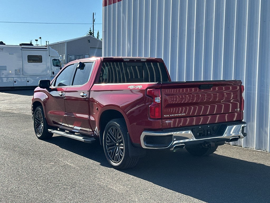 Used 2019 Chevrolet Silverado 1500 LTZ w/ LTZ Plus Package AWD/4WD image 4