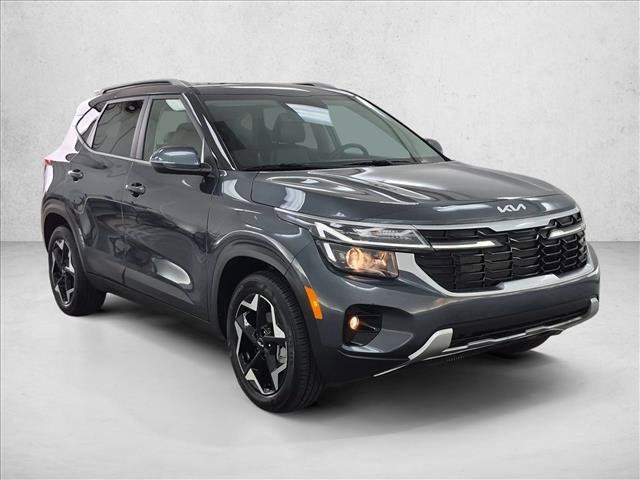 Used 2026 Kia Seltos EX FWD image 3
