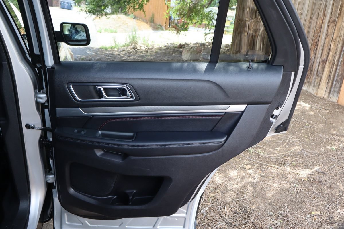 Used 2019 Ford Explorer Sport AWD/4WD image 28