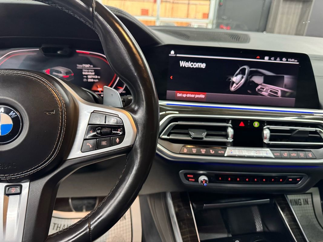 Used 2019 BMW X5 xDrive50i w/ M Sport Package image 27
