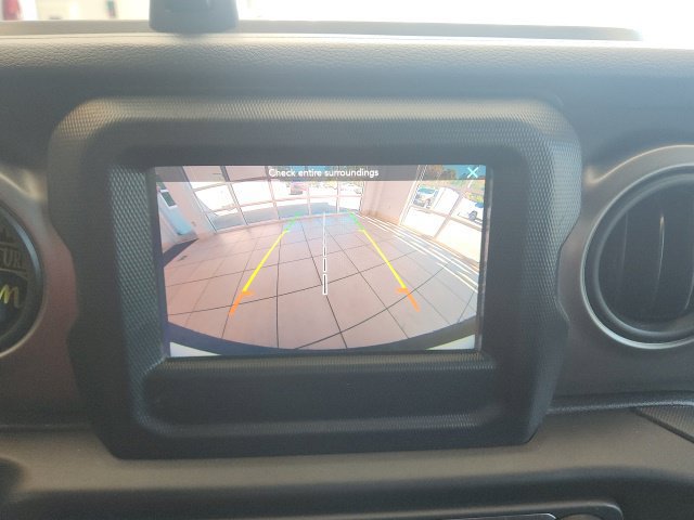 Certified 2018 Jeep Wrangler Unlimited Sport S AWD/4WD image 27