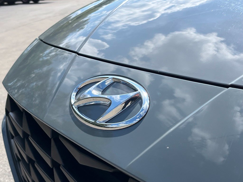 Used 2021 Hyundai Elantra SEL FWD image 4