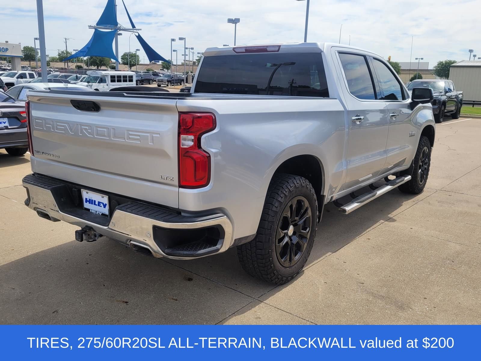 Used 2022 Chevrolet Silverado 1500 LTZ w/ Z71 Off-Road Package AWD/4WD video 4