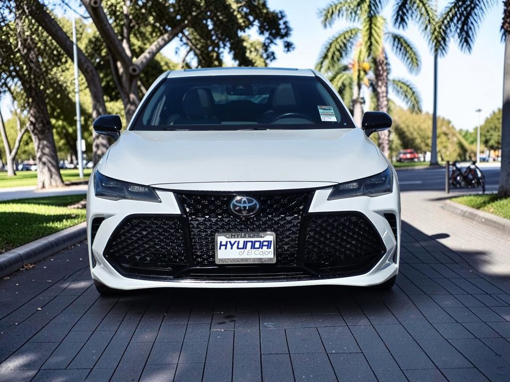 Used 2019 Toyota Avalon Touring w/ Carpet Mat Package image 2