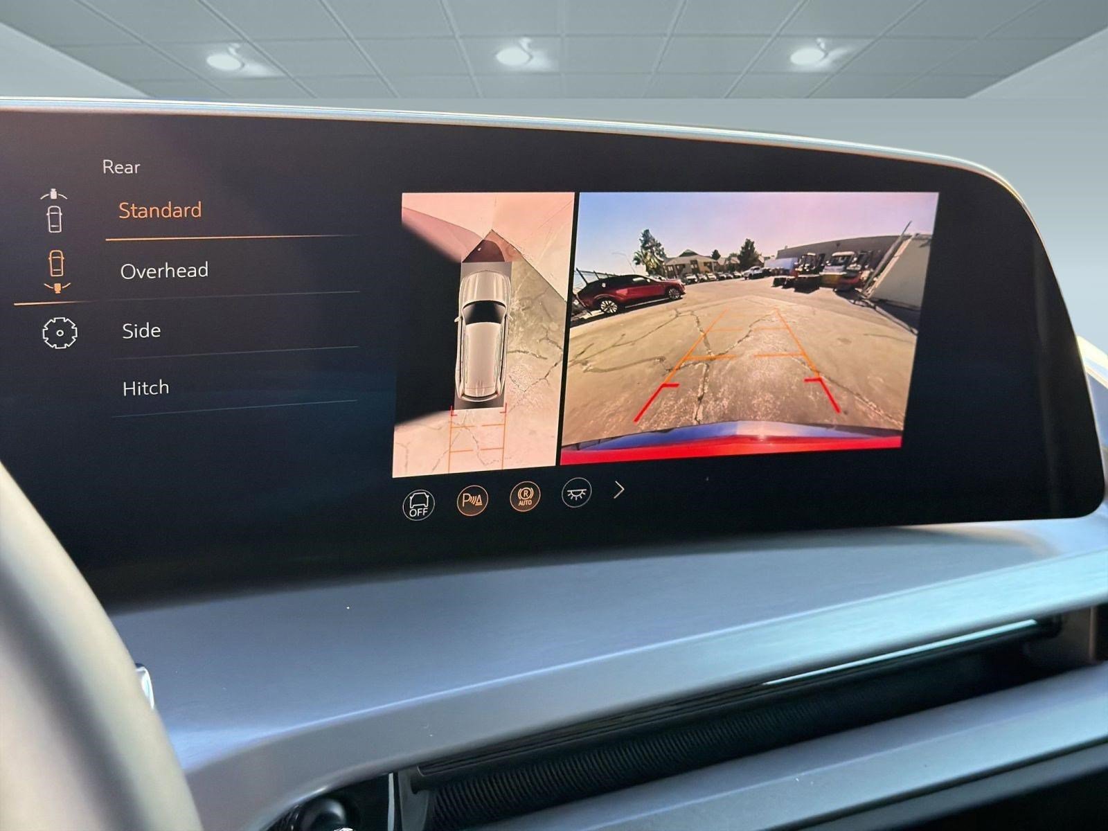 New 2026 Cadillac Vistiq Luxury AWD/4WD image 24