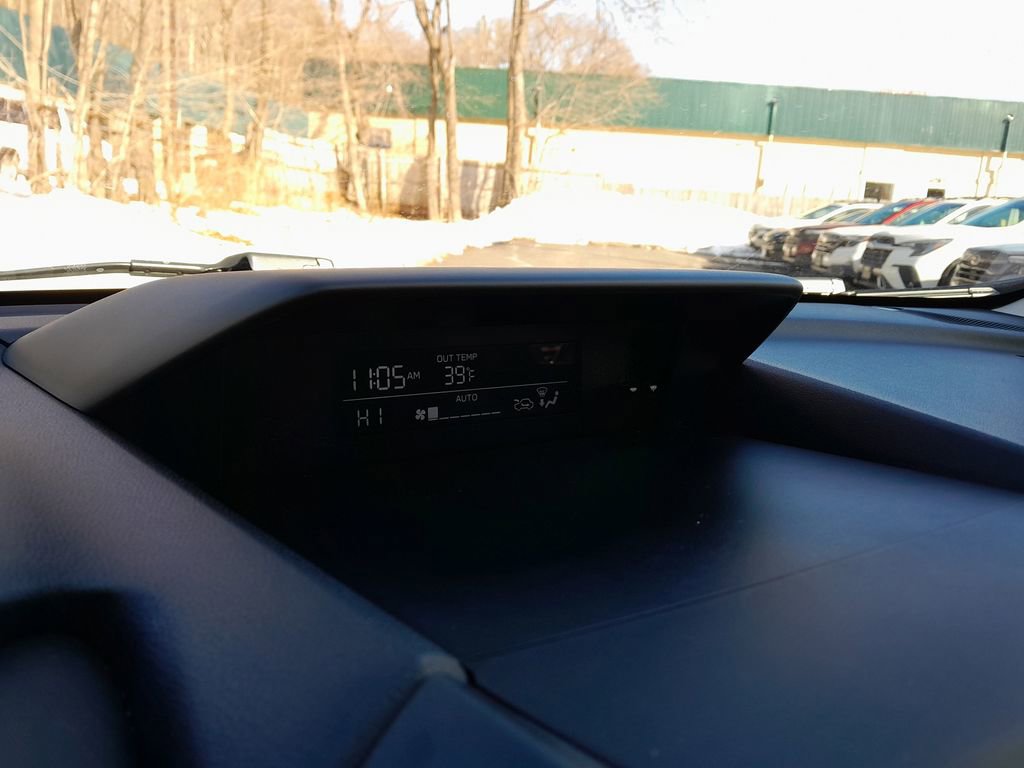 Used 2022 Subaru Crosstrek 2.0i Premium w/ Moonroof Package image 20