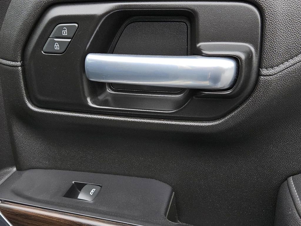 Used 2021 GMC Sierra 1500 SLT image 31