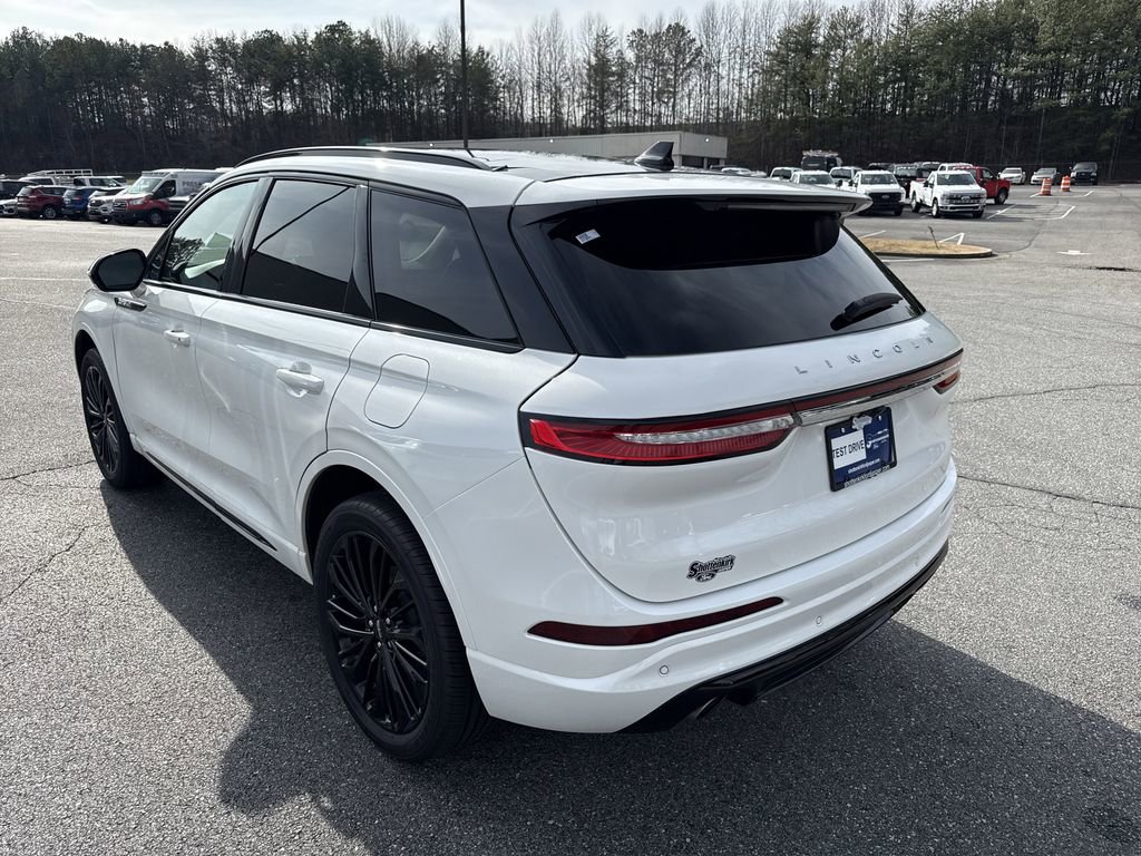 Used 2023 Lincoln Corsair Reserve w/ Equipment Group 201A image 5