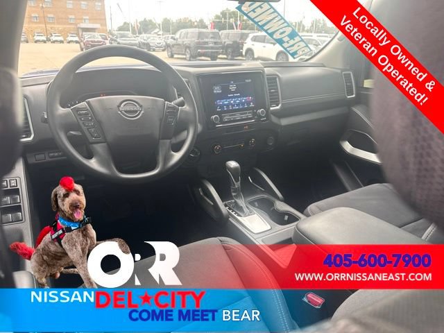 Used 2023 Nissan Frontier SV w/ Tow Package AWD/4WD image 12