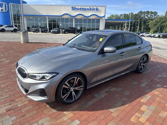 Used 2023 BMW 330i Sedan w/ Premium Package RWD image 32