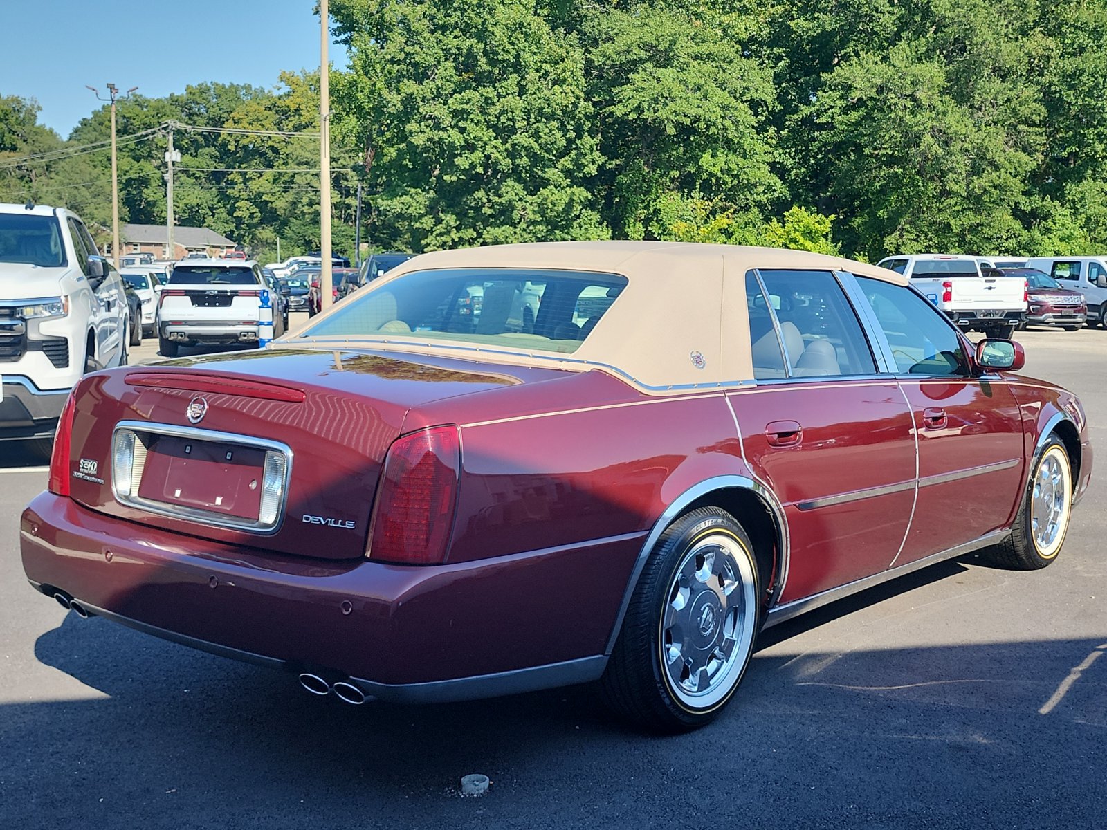 Used 2002 Cadillac De Ville w/ Comfort/Convenience Pkg FWD image 5
