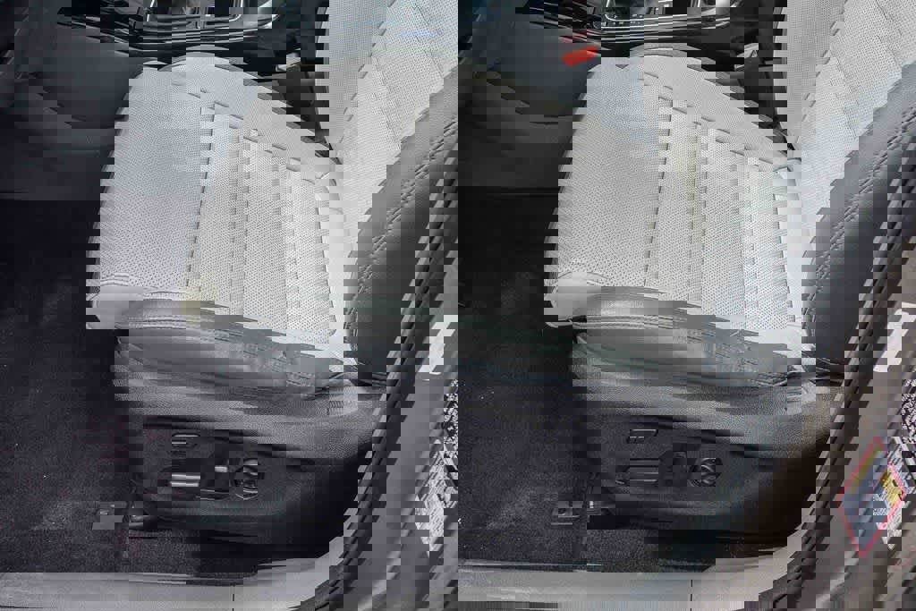 Used 2017 Kia Sorento SX image 20