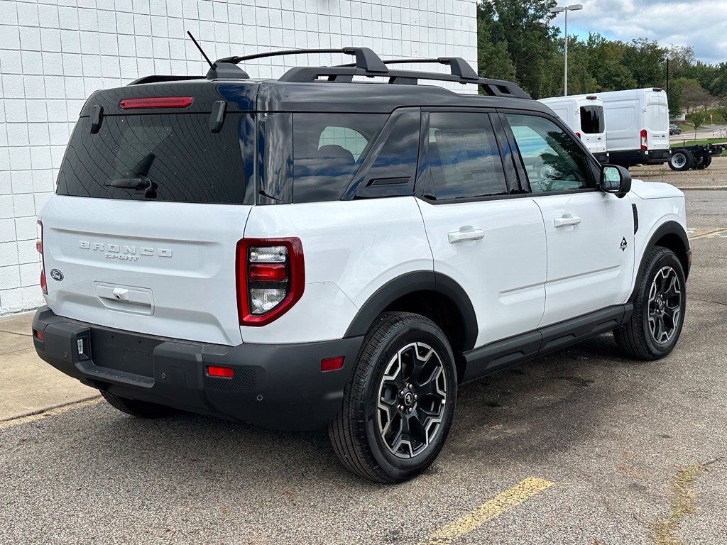 New 2026 Ford Bronco Sport Outer Banks w/ Outer Banks Tech Package+ AWD/4WD image 34