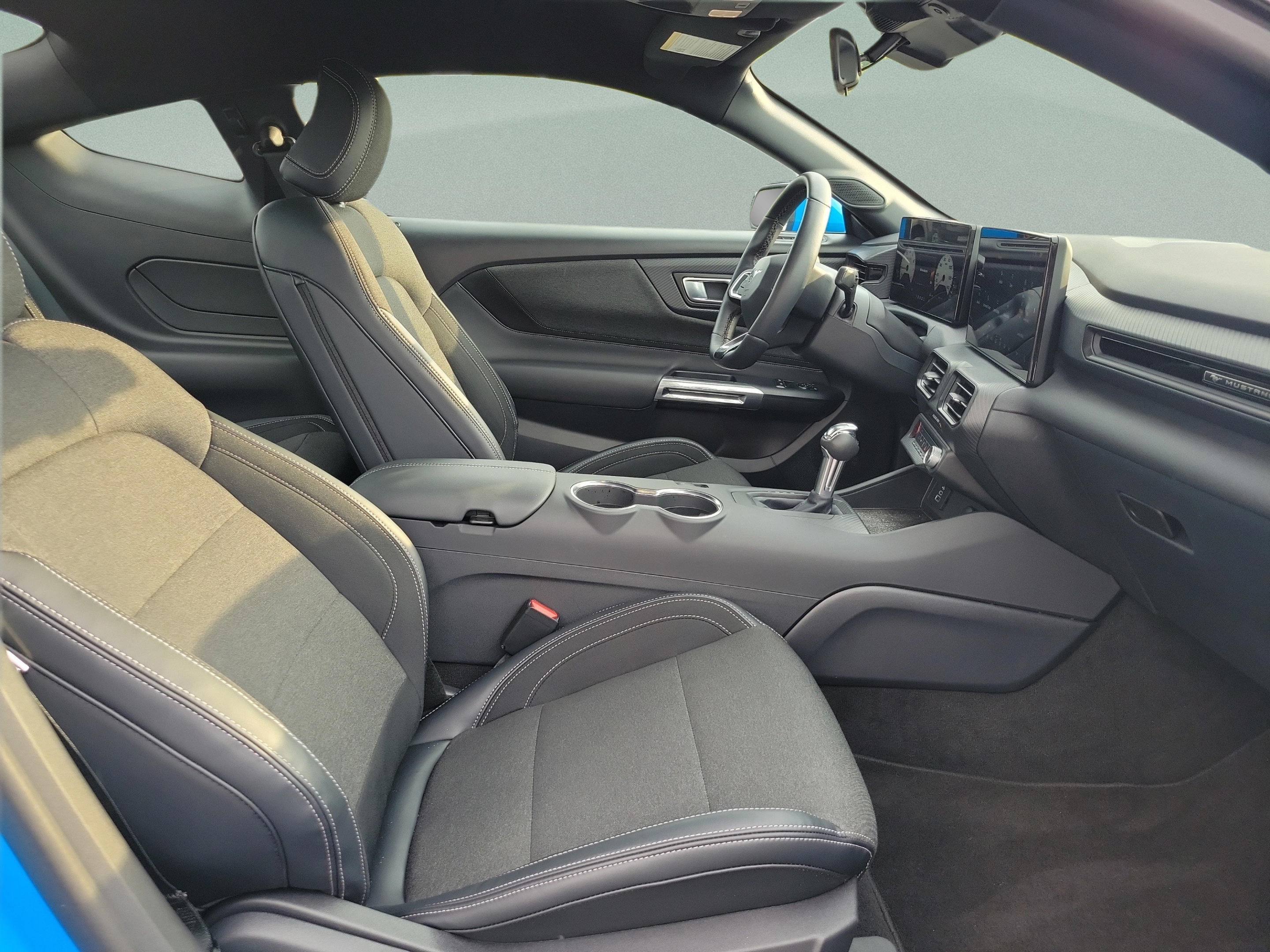 Used 2026 Ford Mustang Coupe RWD image 8