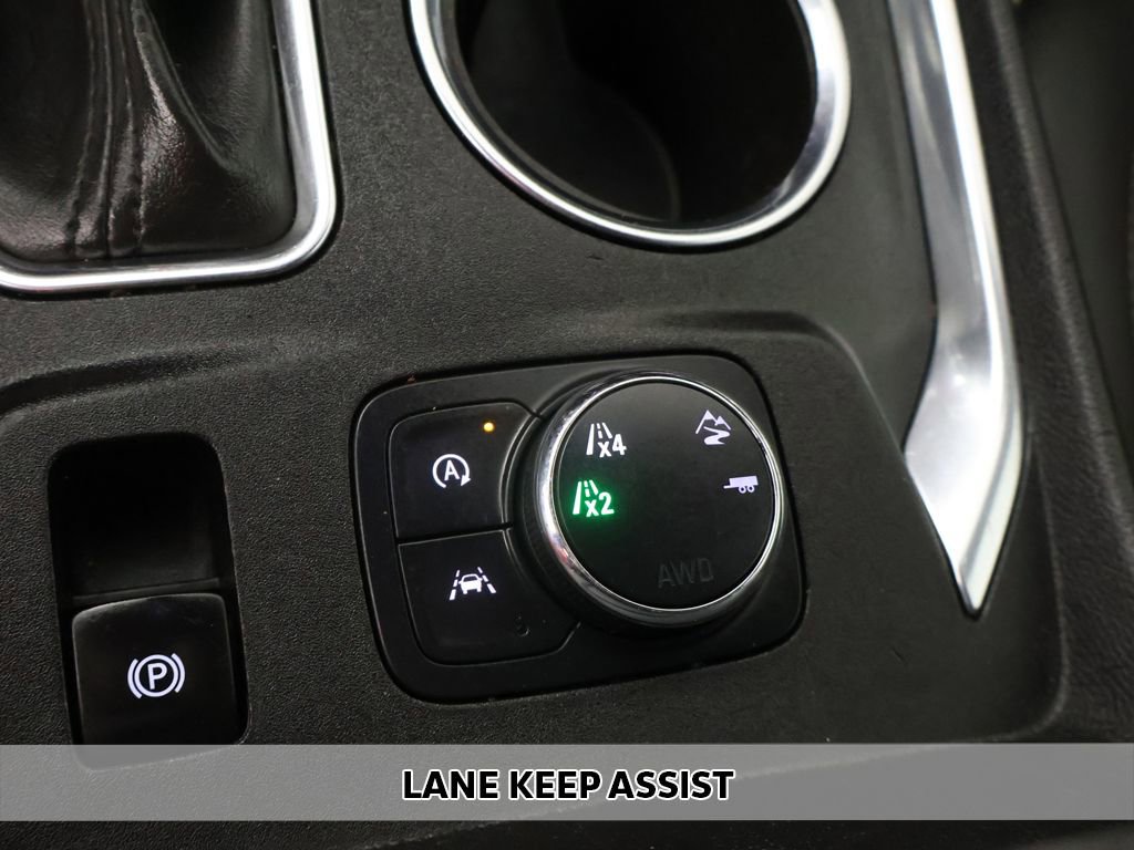 Used 2023 Chevrolet Traverse Premier AWD/4WD image 5