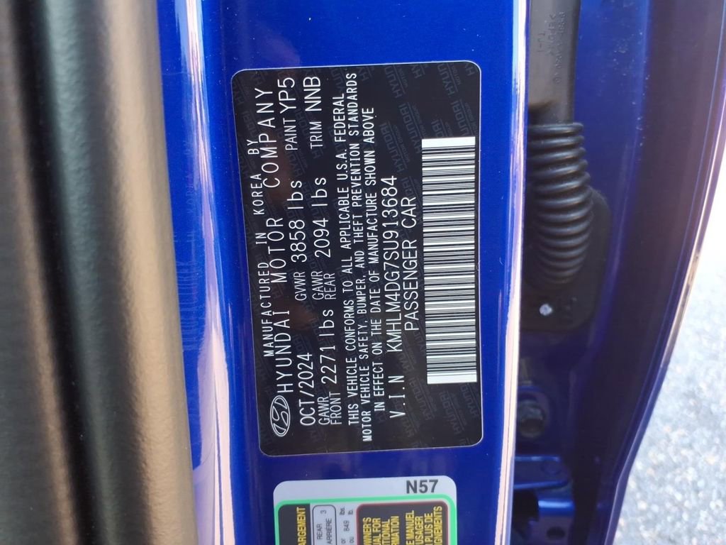 New 2025 Hyundai Elantra Sport image 25