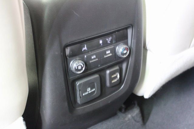 Used 2023 Buick Enclave Essence w/ Experience Buick Package image 12