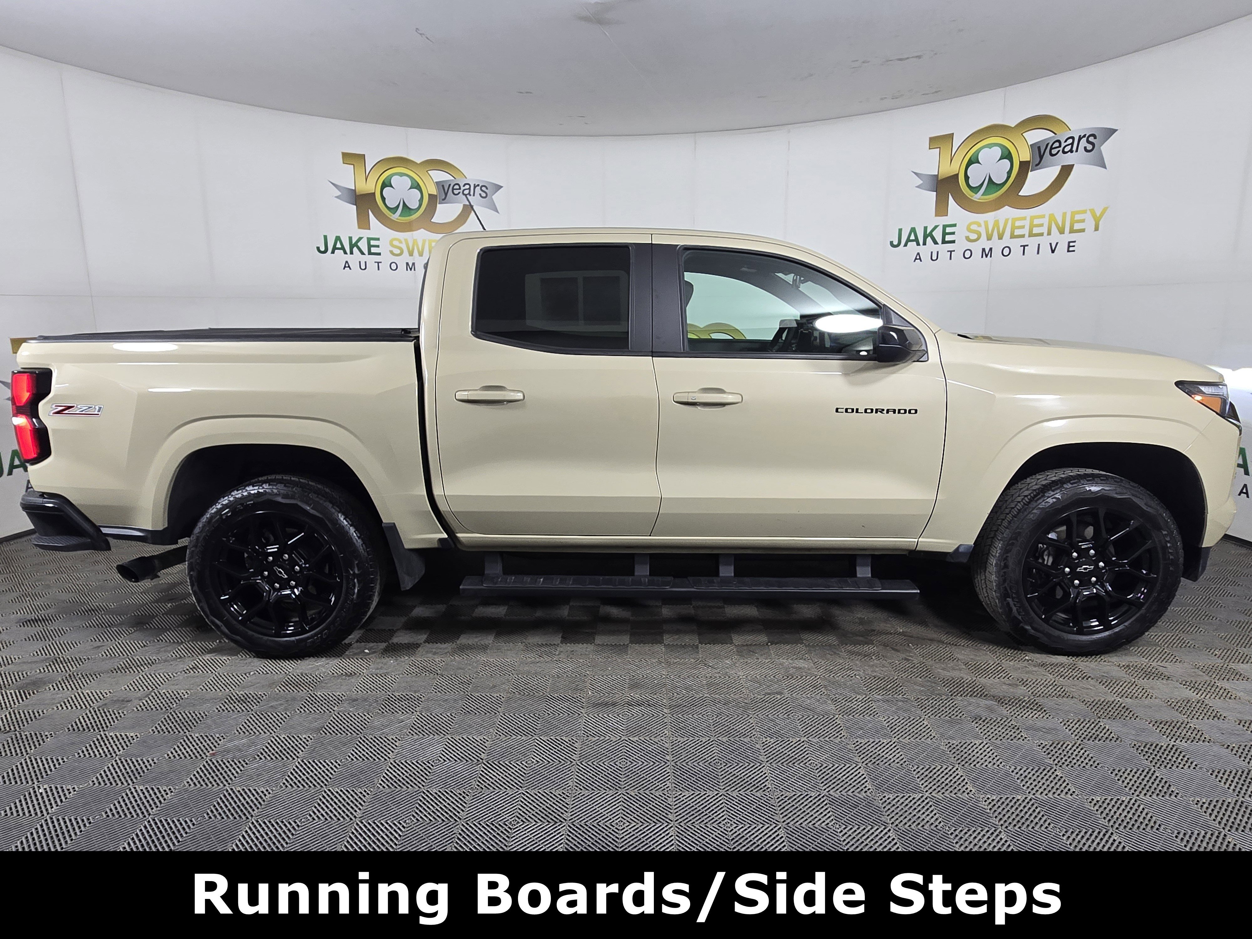 Certified 2024 Chevrolet Colorado Z71 w/ LPO, Dark Essentials Package image 10