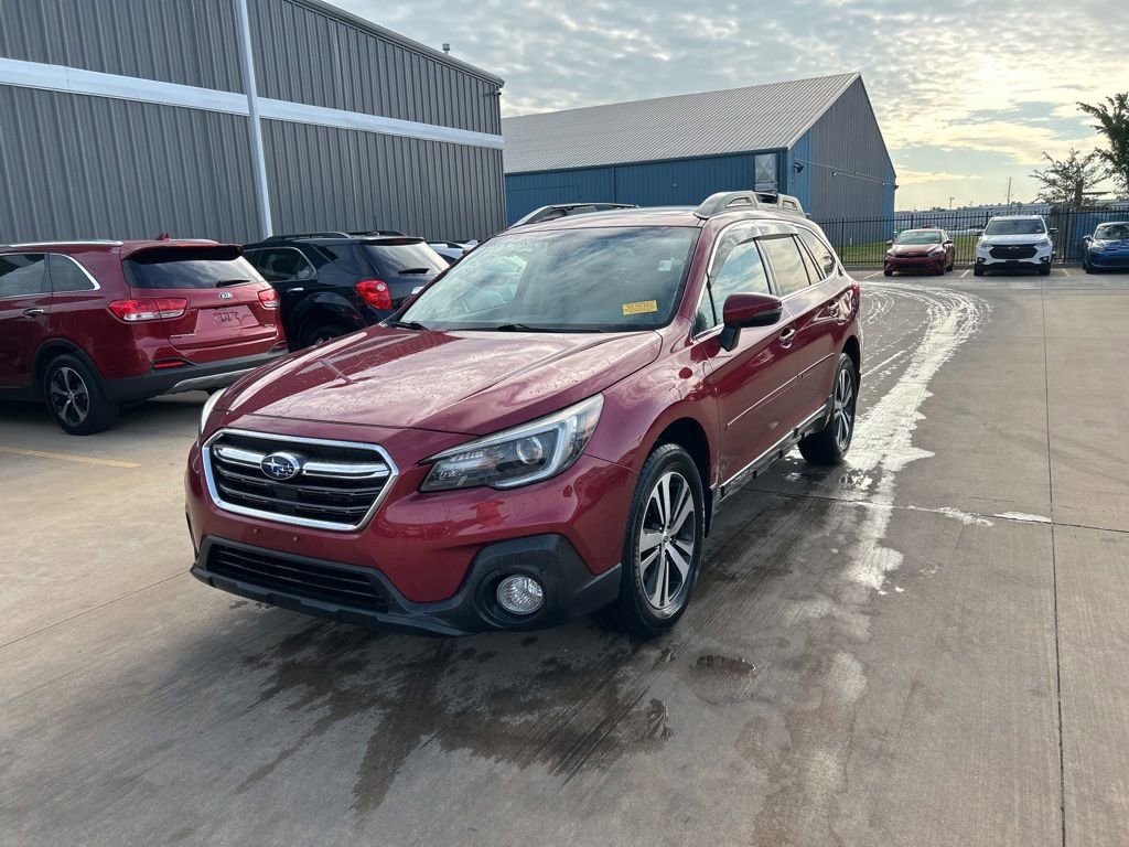Used 2018 Subaru Outback 2.5i Limited AWD/4WD image 1
