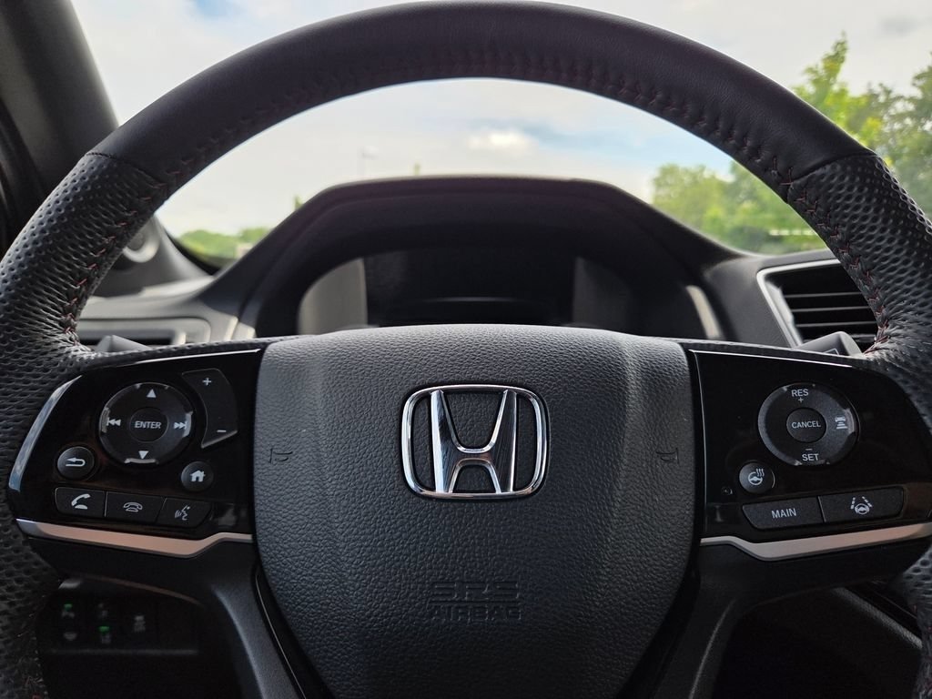 Used 2025 Honda Passport Black Edition image 36