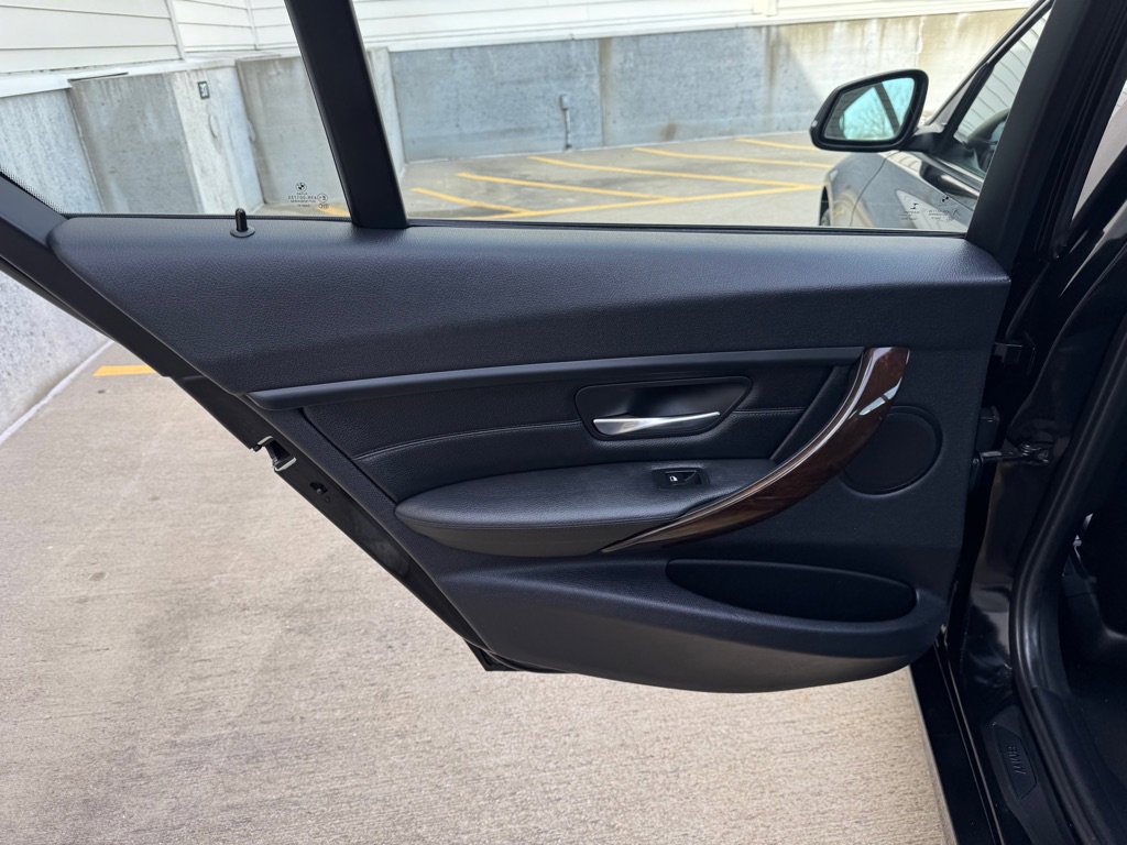 Used 2015 BMW 328i Sedan image 19