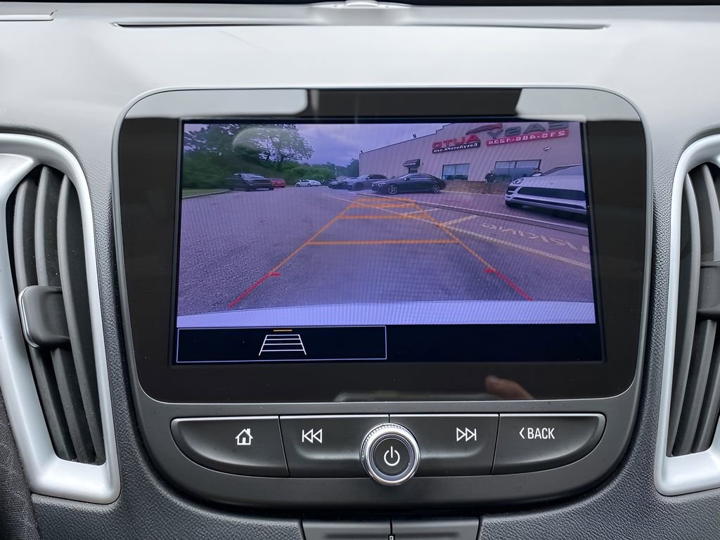 Used 2024 Chevrolet Malibu LT image 16