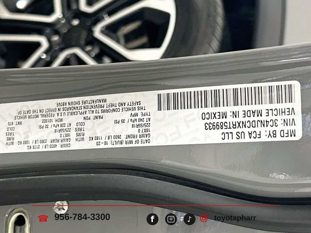 Used 2024 Jeep Compass Limited AWD/4WD image 29