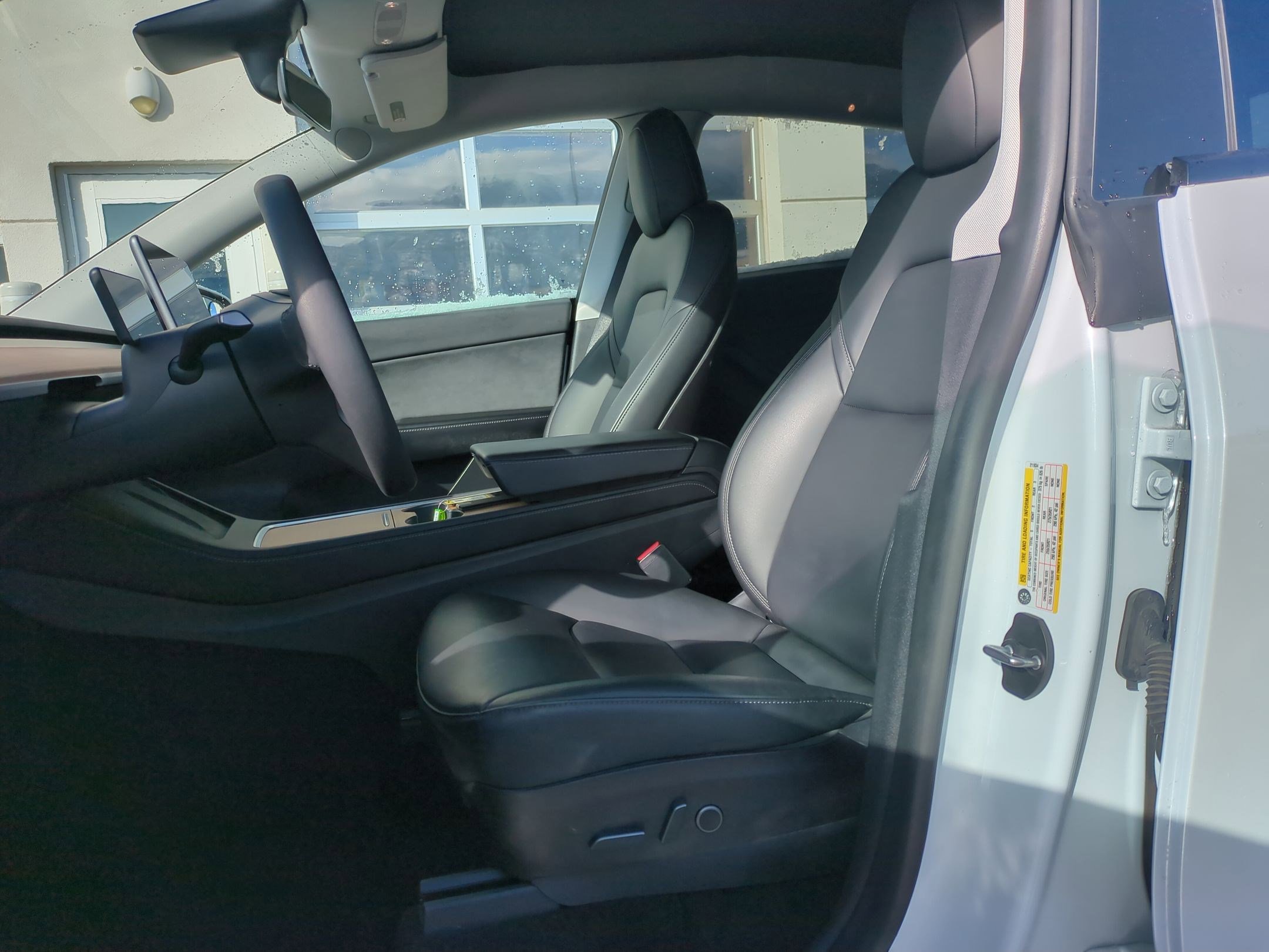 Used 2021 Tesla Model Y Performance image 18