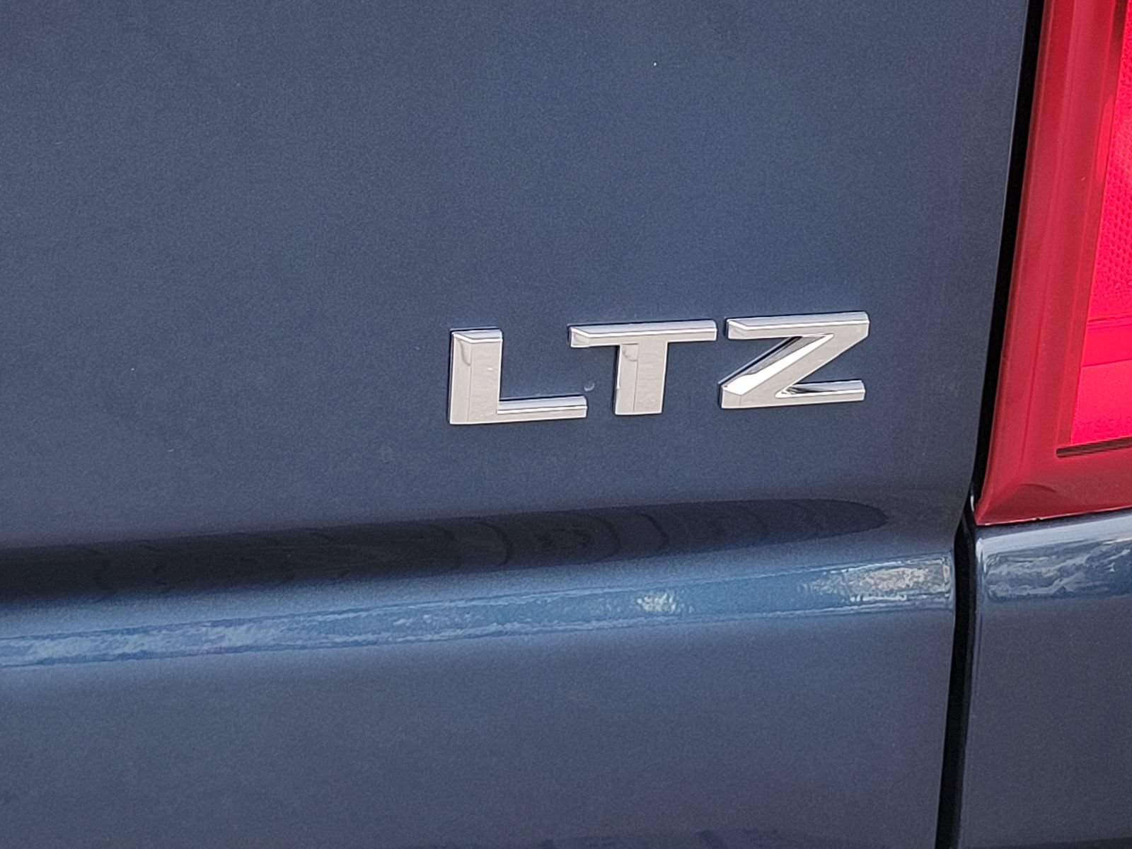 Certified 2020 Chevrolet Silverado 2500 LTZ w/ LTZ Premium Package AWD/4WD image 13