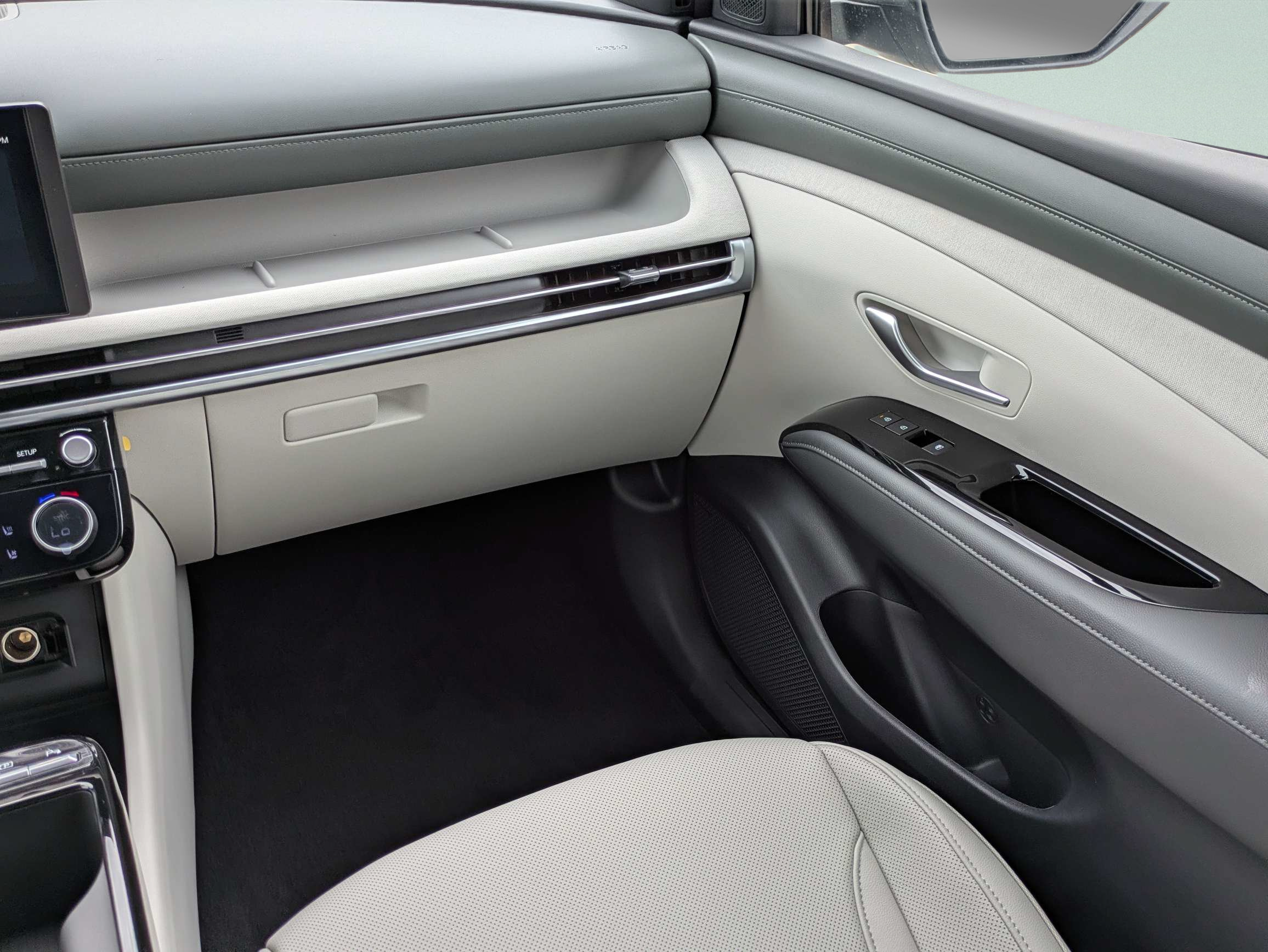 New 2026 Hyundai Tucson Limited FWD image 21