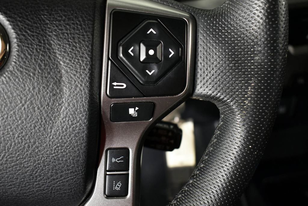 Used 2021 Toyota Tacoma SR5 image 31