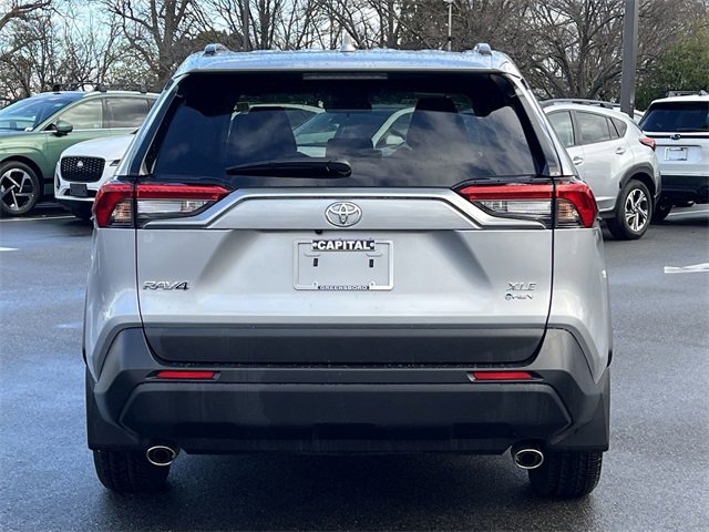 Used 2025 Toyota RAV4 XLE Premium image 36