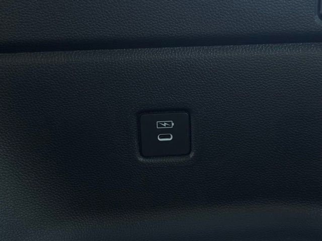 New 2025 Honda Pilot Touring image 24