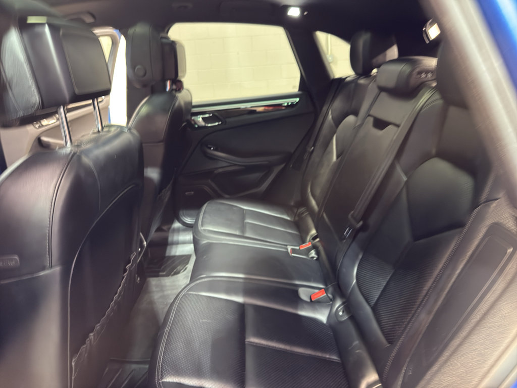 Used 2017 Porsche Macan AWD/4WD image 28