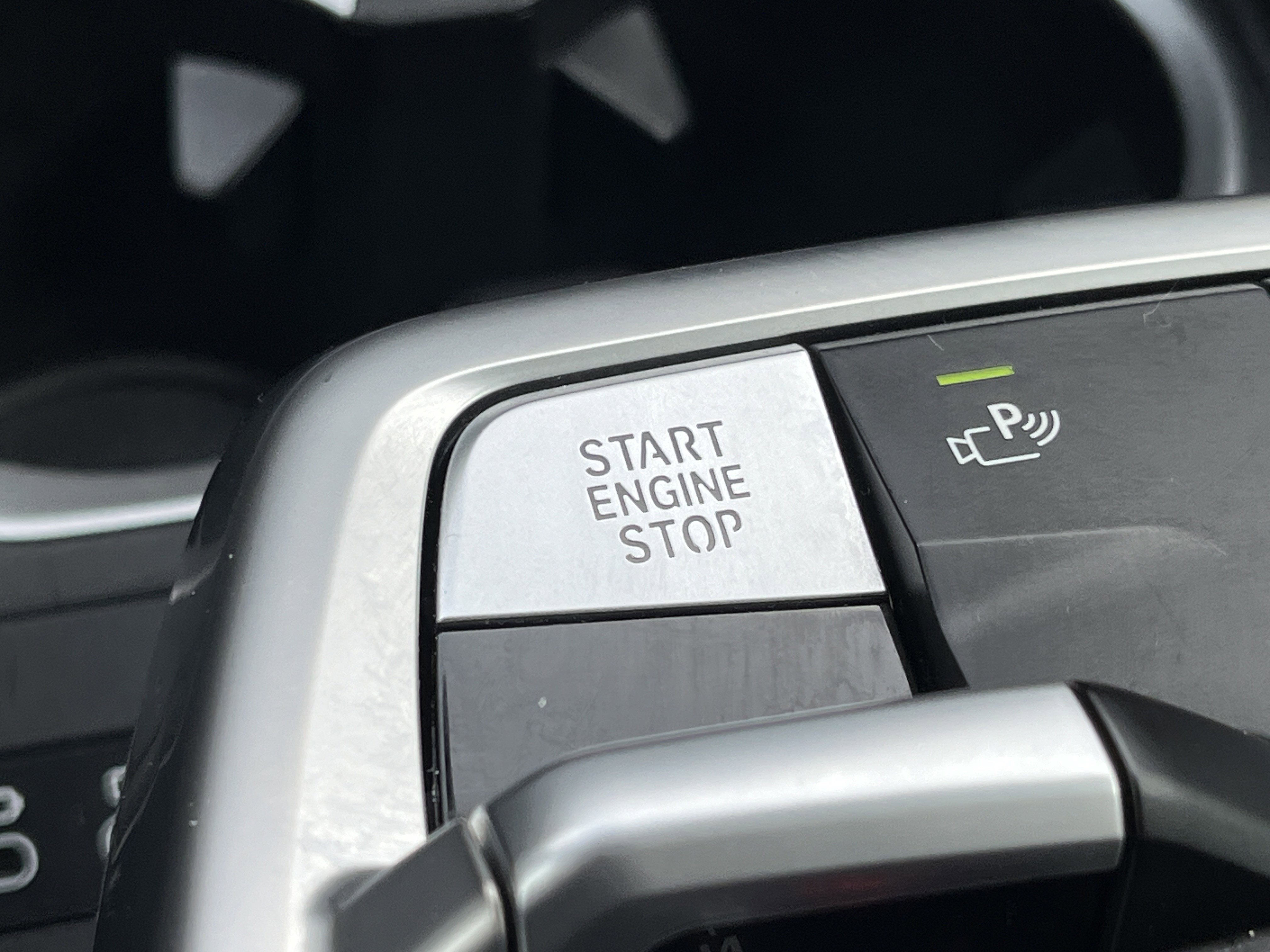 Certified 2025 BMW X1 xDrive28i w/ Convenience Package image 10