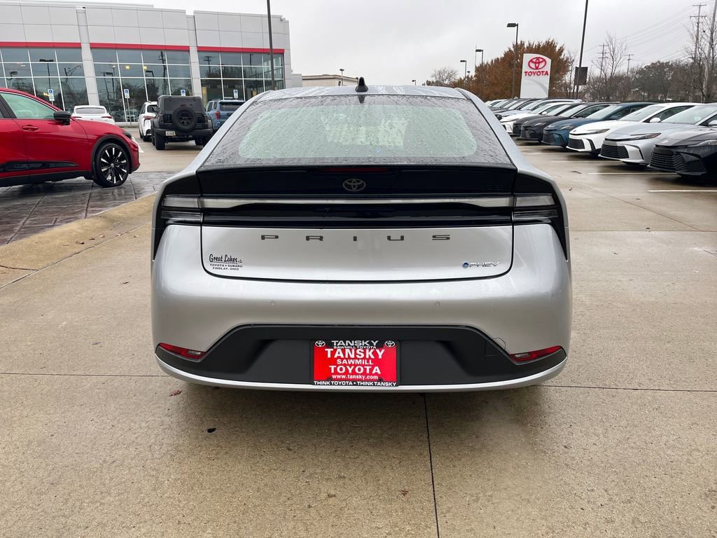 New 2026 Toyota Prius Plug-In Hybrid image 4