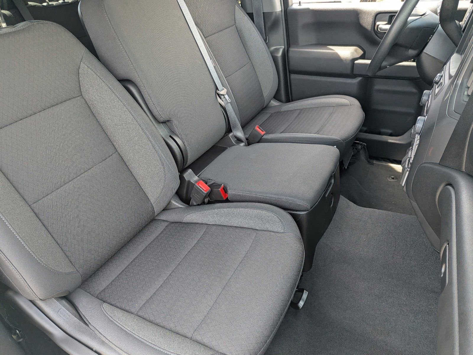 Used 2025 Chevrolet Silverado 2500 Custom w/ Custom Value Package image 11