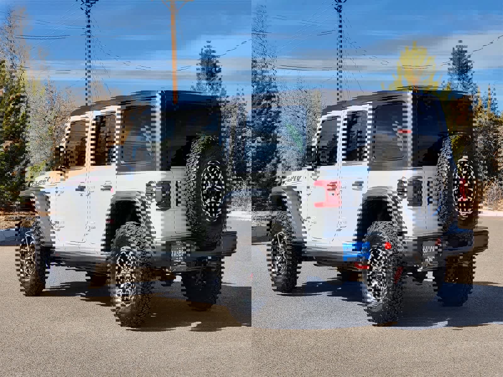 Used 2024 Jeep Wrangler Unlimited Rubicon w/ Convenience Group image 6