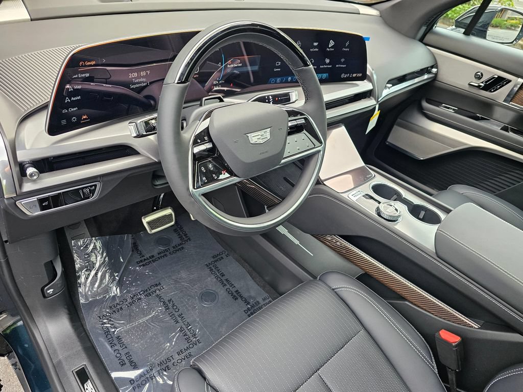 New 2027 Cadillac Vistiq Luxury AWD/4WD image 22